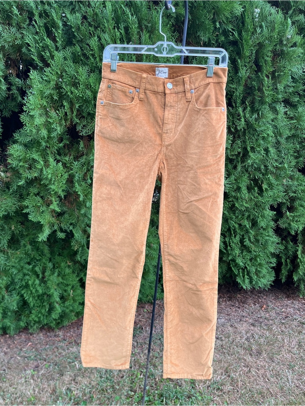 J. Crew NWT Women’s Vintage Slim Straight Velvet Cords in Camel. 26
